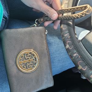 Cute small clutch for fun nights out.